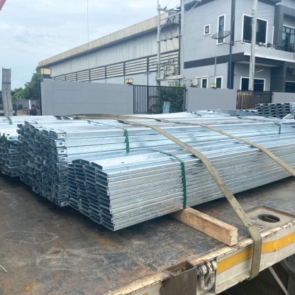 รางไฟ ชลบุรี - โรงงานผลิตเสาไฟโซล่าเซลล์ แคลมป์ยึดแผงโซล่าเซลล์